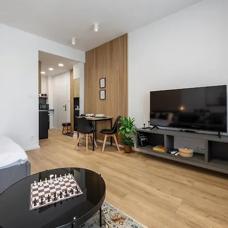 Premium Studio, Old Town With Ac Apartment