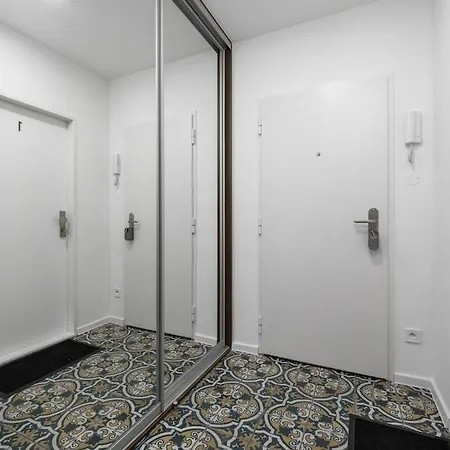 Premium Studio, Old Town With Ac Pressburg